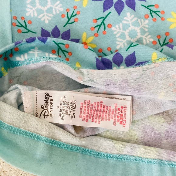 Disney Store Frozen long sleeve gown girls plus a case - Picture 7 of 7